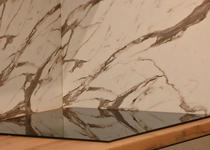 Stayin アパート ティラナ